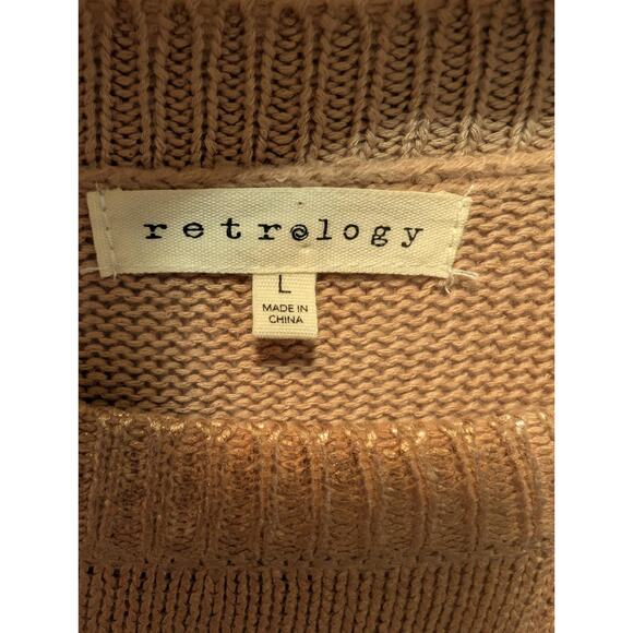 Retrology Pink Oversized Womens's Sweater with Gold Accents, Size Large - Picture 4 of 8